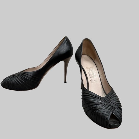 Salvatore Ferragamo black leather peep toe bronze heel stilettos - Picture 6 of 11